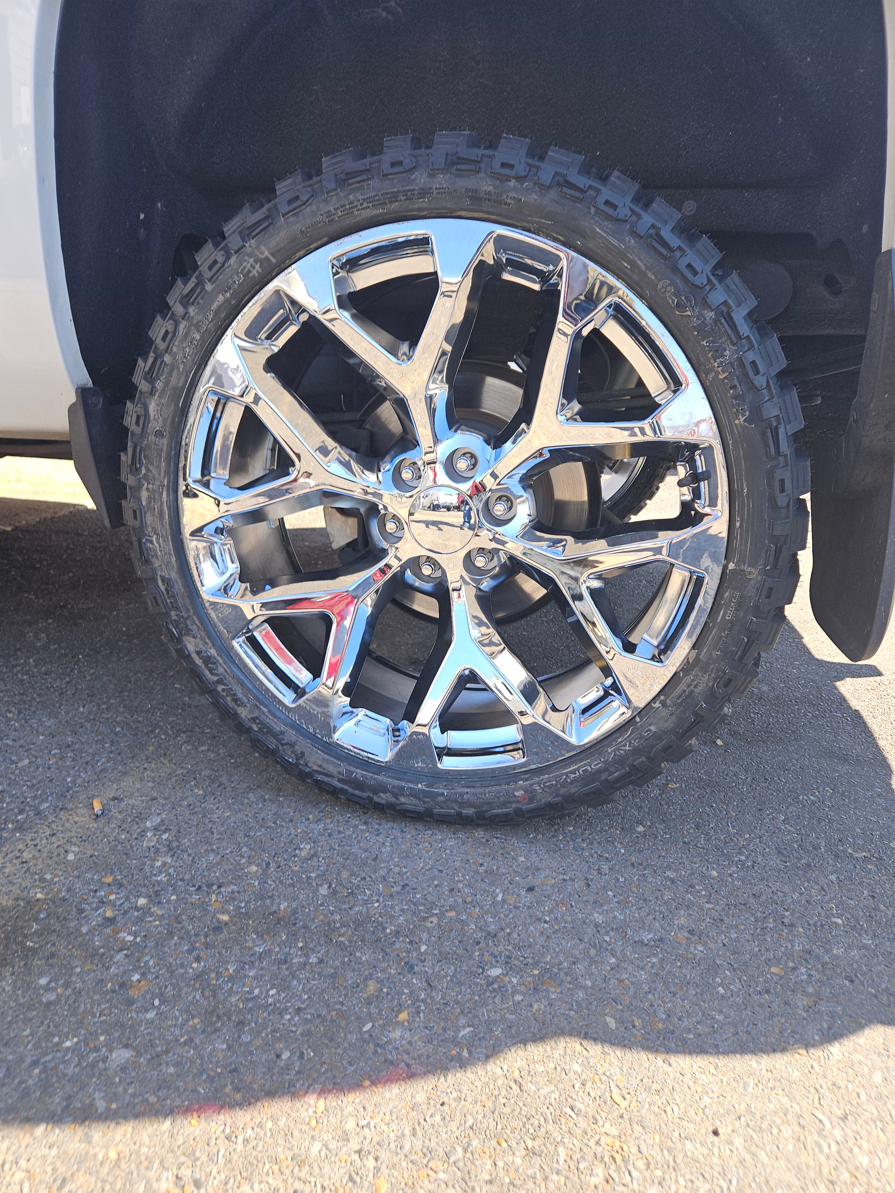 662 Tire Wheel Auto shop photo